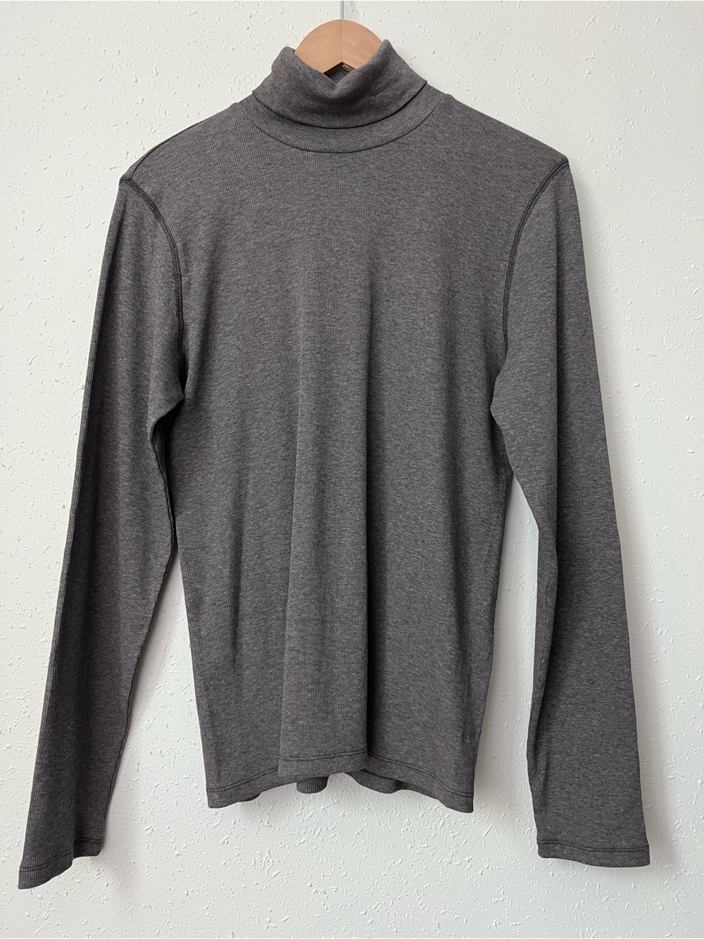New Everlane The Luxe Rib Turtleneck in Washed Heathered Fatigue Size XL - Picture 3 of 11
